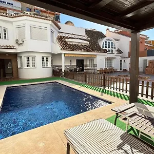 villa-vega-fuengirola.1costadelsol.com/
